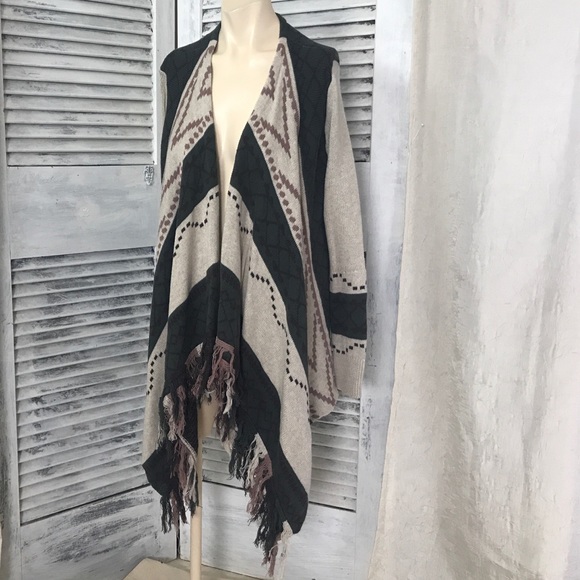 Sun  and Shadow Sweaters - Western boho Fringed Wrap Waterfall fringe open cardigan southwestern fall BTS